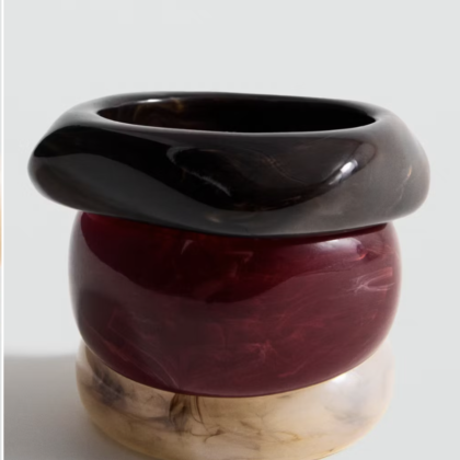 Zestaw trzech grubych bransoletek Mango